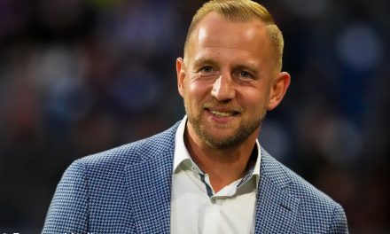 Ars naar FC Dordrecht