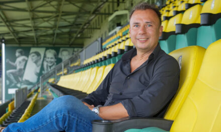 Schuyt legt functie neer